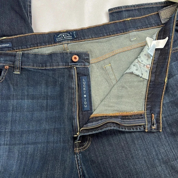 NWT Lucky Brand 181 Relaxed Straight Leg Jean Size Waist 50 Length 32 - Picture 5 of 11